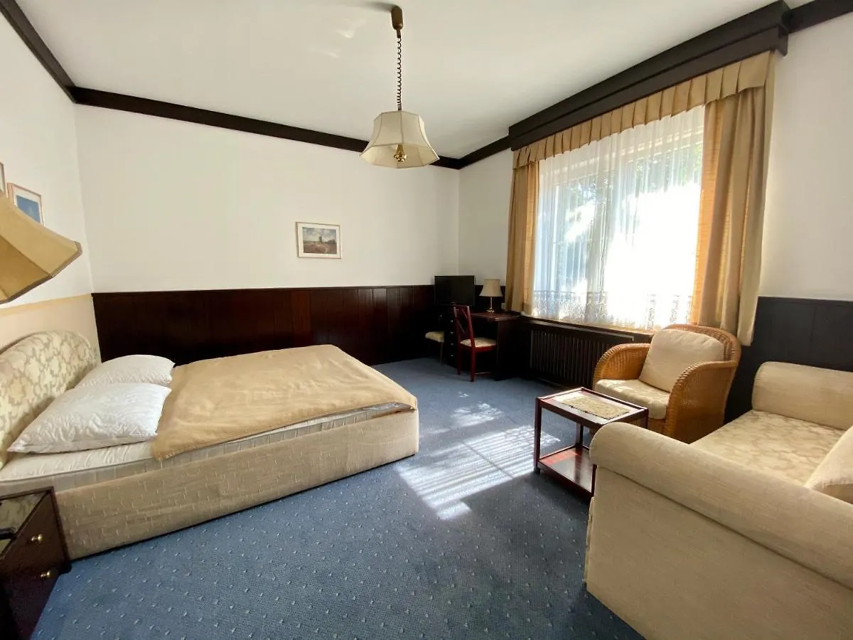 Pension Auhof Vienna Guest house